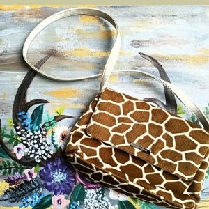 Evan Picone giraffe print purse shoulder bag